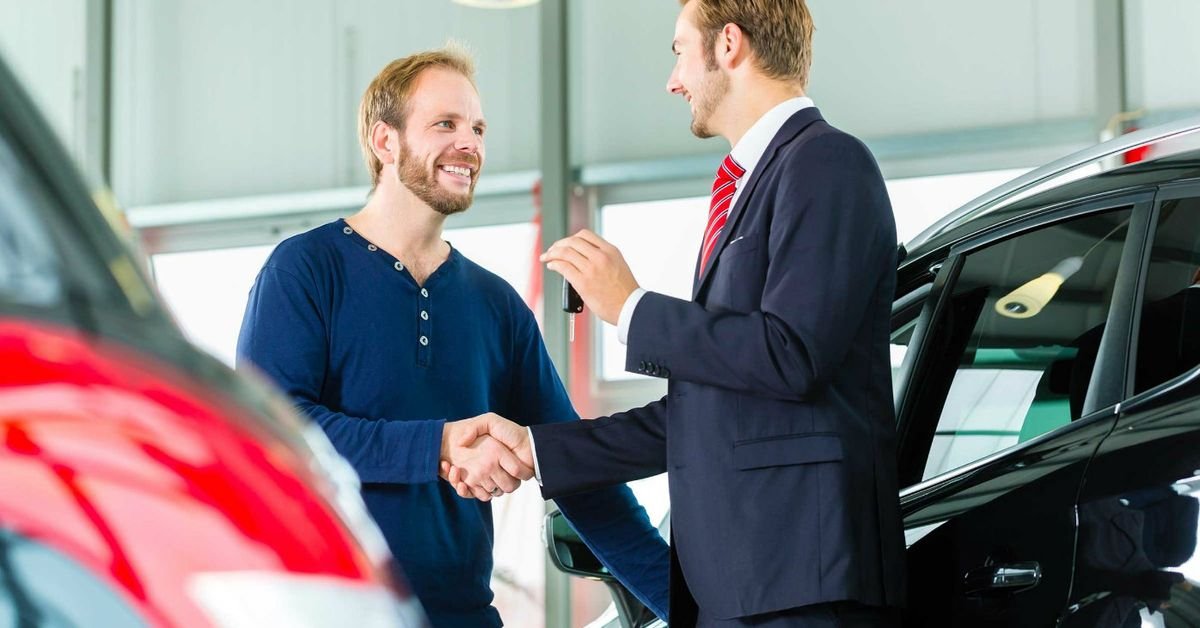 Dealer Mobil Dibuka Kembali Tetapi Penjualan Online Tetap Dimulai